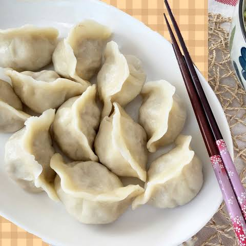 Handmade Cabbage Dumplings (12 Pcs) 手工水饺(白菜)