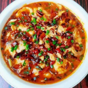 Boiled Fish Fillet in Hot Chilli Soup 水煮鱼（黑鱼片）