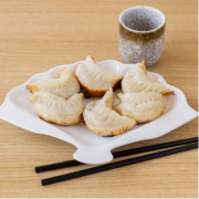 Pan Fried Pork Dumplings 锅贴 (6 Pcs)