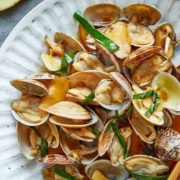 Stir Fried Clams with Ginger &amp; Spring Onion 姜葱花蛤