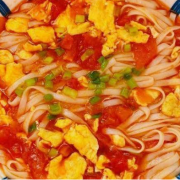 Stir Fried Egg and Tomato with Dry Noodles 番茄鸡蛋拌面