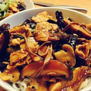 Tianjin Style Dry Noodles with Pork Mince 天津打卤面